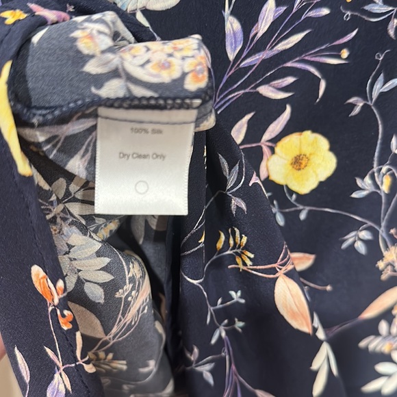 Amour Vert Amy Silk blouse / French Jardin Navy Small - Picture 6 of 6
